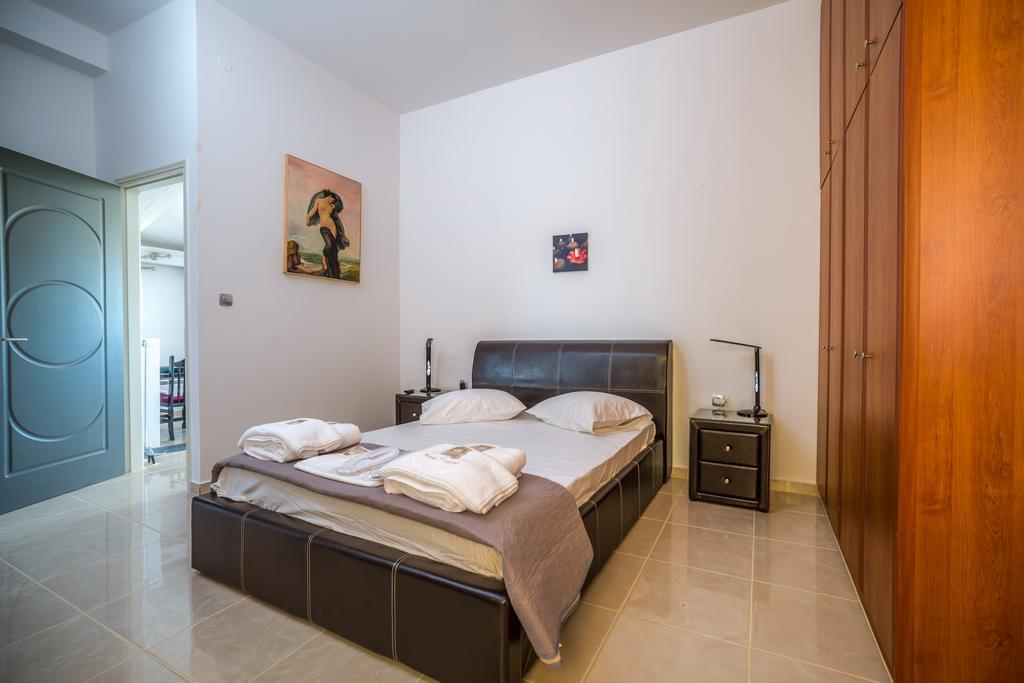 Vila Guarda L'orizzonte Laganas